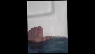 Video 1151259003: feet toes, solo toe, solo female feet, toes amateur, wet toes, latin toes, black toes, bathtub feet