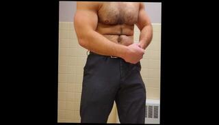 Watch the video about MUSCLE BEAR STRIPS AND STARTS FLEXING