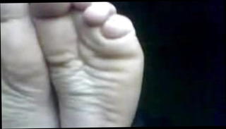 Video 115112701: straight male feet, webcam male feet, gay male feet, hunk feet, amateur feet, feet outdoors