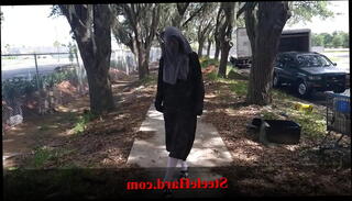 Video 1444168605: muslim woman