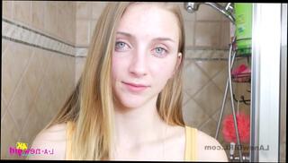 Watch the video about New cute babe with beautiful body takes Shower in 4K