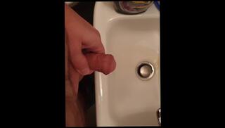 Video 1440522603: solo male piss, solo big dick cumshot, solo handjob cumshot, pissing amateur, pissing toilet