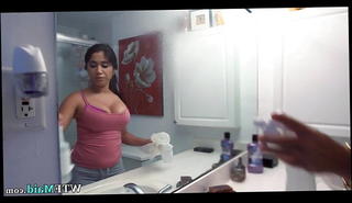 Video 714472301: latin maid cleans, straight latin