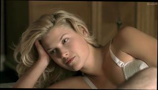 Video 258685804: ali larter