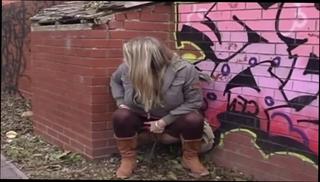 Video 1083427204: british girls pee, piss british