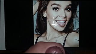 Watch the video about Hailee Steinfeld cumtribute