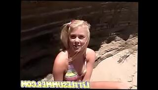 Video 564993515: beach masturbation, blonde girl