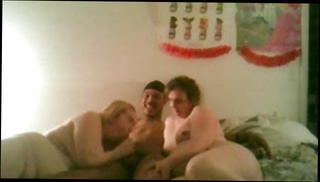 Video 115603301: interracial threesome, oral threesome, webcam threesome, straight threesome, old threesome