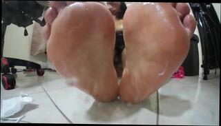 Watch the video about Spit her soles and fuck her ass, milf so hot