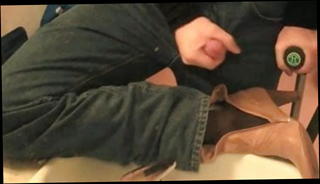 Video 10040201: foot cum, gay man foot, boots foot