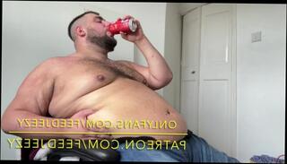 Watch the video about Fat Boss dominates you. FEEDEE FINDOM STUFFING