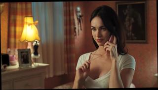 Video 327469104: amanda seyfried, megan fox