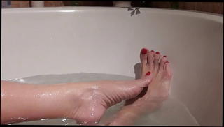 Video 120376001: foot fetish soles, foot fetish hd, straight foot, wet foot