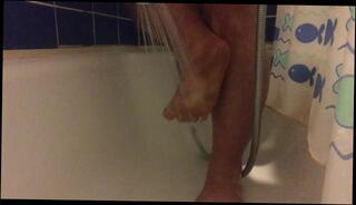 Video 1019552403: feet solo, solo gay amateur, gay male feet, shower feet, fat feet