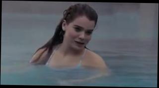 Video 324465304: hailee steinfeld, bikini brunette teen, teen celebrity