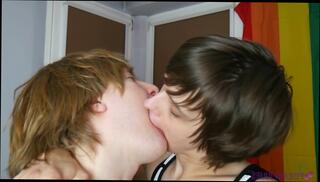 Video 1582809184: amateur gay twink, gay twink hd, boy friend kiss, boy friend passionately, kissing deeply, europe boys