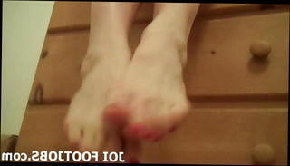 Watch the video about Use my soft little feet to help you jerk off